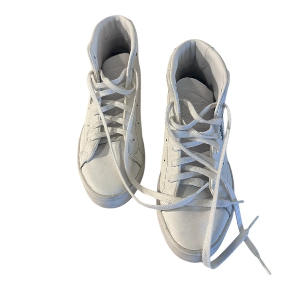 Adidas White and Black Athletic Shoes - Picture 2 of 6